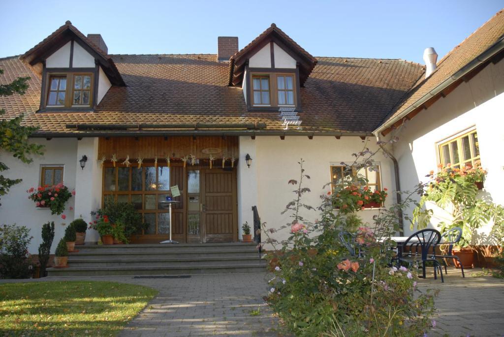 Gasthaus-Pension Hofmann Oberdachstetten Extérieur photo